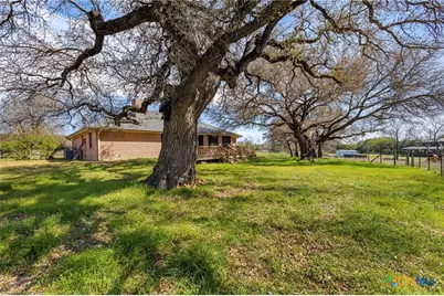 619 County Road 3420, Lampasas, TX 76550 - Photo 31