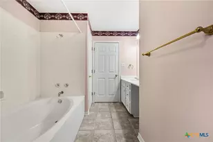 619 County Rd 3420, Lampasas, TX 76550 - Photo 21