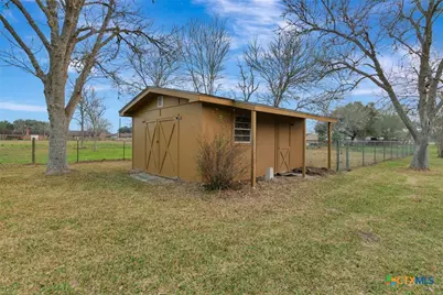 711 Northgate Road, Victoria, TX 77904 - Photo 35