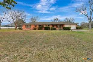 711 Northgate Rd, Victoria, TX 77904 - Photo 1