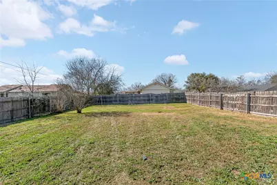 1060 Lindsey Circle, Belton, TX 76513 - Photo 17