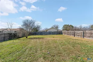 1060 Lindsey Cir, Belton, TX 76513 - Photo 17
