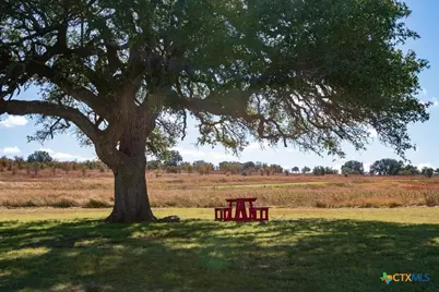 138 Strada Luca, Florence, TX 76527 - Photo 11