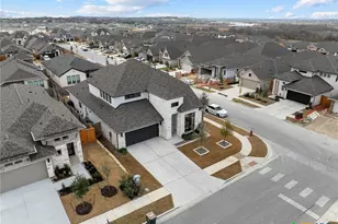 305 Reef Band Dr, Kyle, TX 78640 - Photo 3