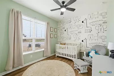 105 Kellys Heroes Way, Jarrell, TX 76537 - Photo 17