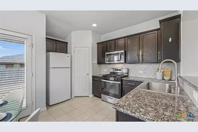 2530 Diamondback Trail, New Braunfels, TX 78130 - Photo 9