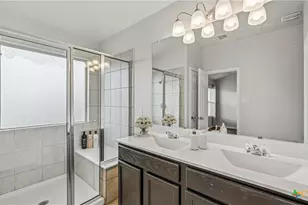 2530 Diamondback Trail, New Braunfels, TX 78130 - Photo 23