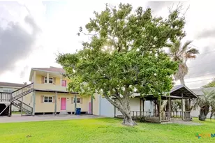 1306 W Madison Ave, Port O'Connor, TX 77982 - Photo 17