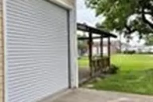 1306 W Madison Ave, Port O Connor, TX 77982 - Photo 17