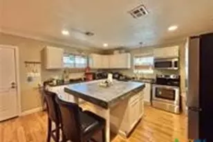 1306 W Madison Ave, Port O Connor, TX 77982 - Photo 5