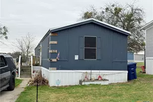 50 Hickory Cir, Copperas Cove, TX 76522 - Photo 1