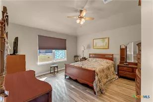 1209 E Ave F, Lampasas, TX 76550 - Photo 15