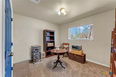 1209 E Avenue F, Lampasas, TX 76550 - Photo 19