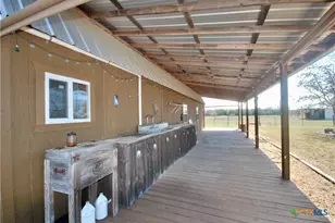 4850 Burke Rd, Flatonia, TX 78941 - Photo 19
