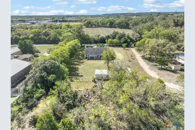 846 Ewelling Lane, New Braunfels, TX 78130 - Photo 5