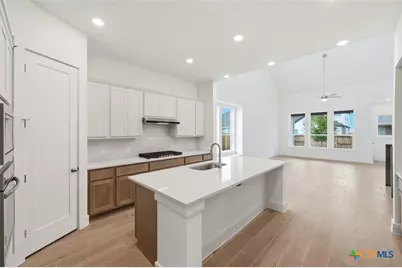 2558 High Ground, San Antonio, TX 78245 - Photo 5
