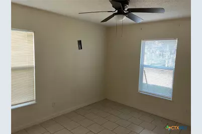 1909 & 1911 Elkins Avenue, Killeen, TX 76541 - Photo 15