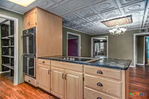 363 Kolle St, Inez, TX 77968 - Photo 11