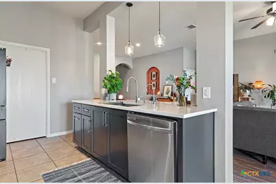 1552 Twin Cove, Kyle, TX 78640 - Photo 13