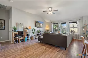 1552 Twin Cove, Kyle, TX 78640 - Photo 7