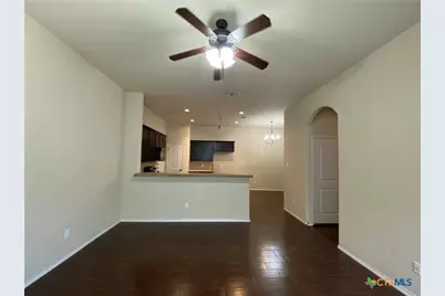 506 Creekside Circle, New Braunfels, TX 78130 - Photo 3