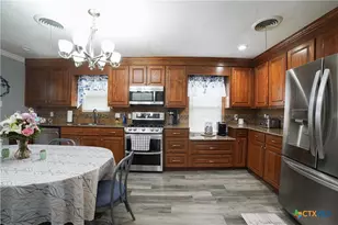 909 W Park Ave, Temple, TX 76501 - Photo 11