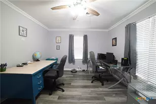 909 W Park Ave, Temple, TX 76501 - Photo 3