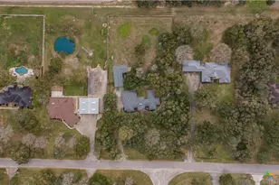 233 Post Oak Bend, Inez, TX 77968 - Photo 43