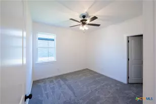 727 Liberty Park Dr, Belton, TX 76513 - Photo 21