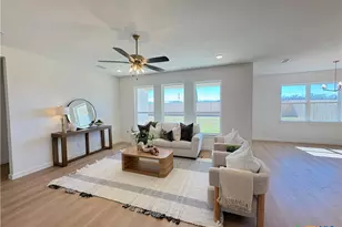 727 Liberty Park Dr, Belton, TX 76513 - Photo 3