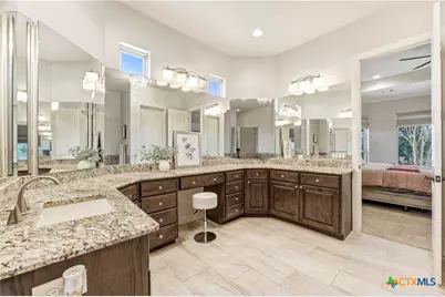 115 E Eli Chandler, Blanco, TX 78606 - Photo 23