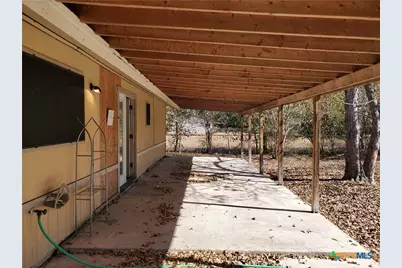 1129 Spruce Street, Seguin, TX 78155 - Photo 7