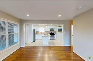 2308 E Walnut Ave, Victoria, TX 77901 - Photo 7