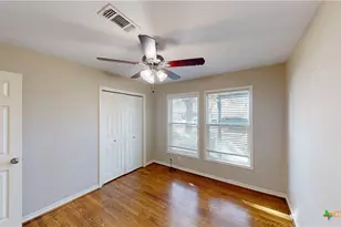 2308 E Walnut Ave, Victoria, TX 77901 - Photo 15