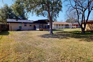 2308 E Walnut Ave, Victoria, TX 77901 - Photo 31