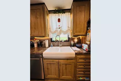 1601 Bridge Street, Gatesville, TX 76528 - Photo 9