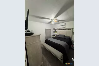 918 N Guadalupe Street, Seguin, TX 78155 - Photo 7