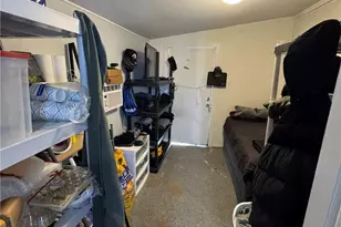 918 N Guadalupe St, Seguin, TX 78155 - Photo 11