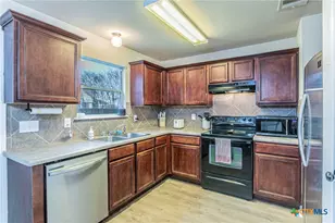 9804 River Land Ct, Temple, TX 76502 - Photo 3