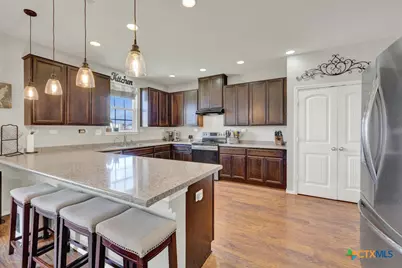 1473 S Cutler Bay, New Braunfels, TX 78130 - Photo 3