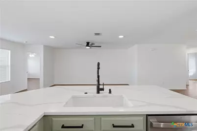 1425 Prairie Rock, New Braunfels, TX 78130 - Photo 13