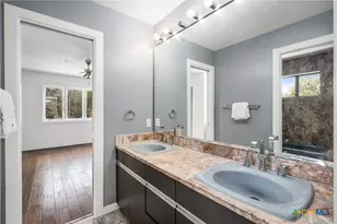 21660 Forest Waters Cir, Garden Ridge, TX 78266 - Photo 29