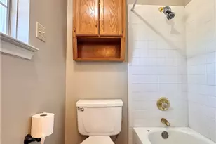 1915 Sutton Pl Trail, Harker Heights, TX 76548 - Photo 11