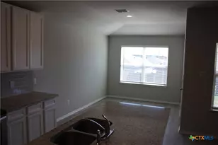 233 Mossberg Wy, New Braunfels, TX 78130 - Photo 9