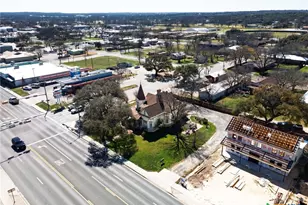 606 S Key Ave, Lampasas, TX 76550 - Photo 7