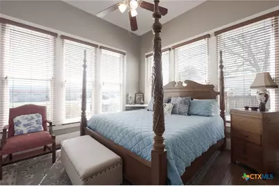 606 S Key Avenue, Lampasas, TX 76550 - Photo 27