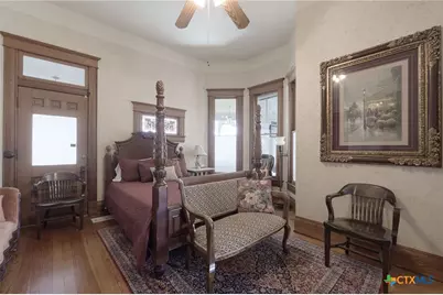 606 S Key Avenue, Lampasas, TX 76550 - Photo 33