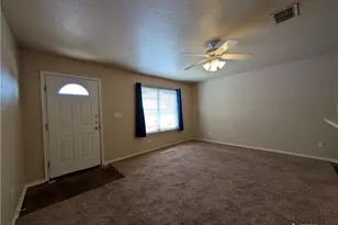 1013 Misty Acres Dr, New Braunfels, TX 78130 - Photo 3