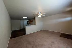 1013 Misty Acres Dr, New Braunfels, TX 78130 - Photo 7