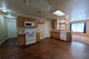 1013 Misty Acres Dr, New Braunfels, TX 78130 - Photo 9